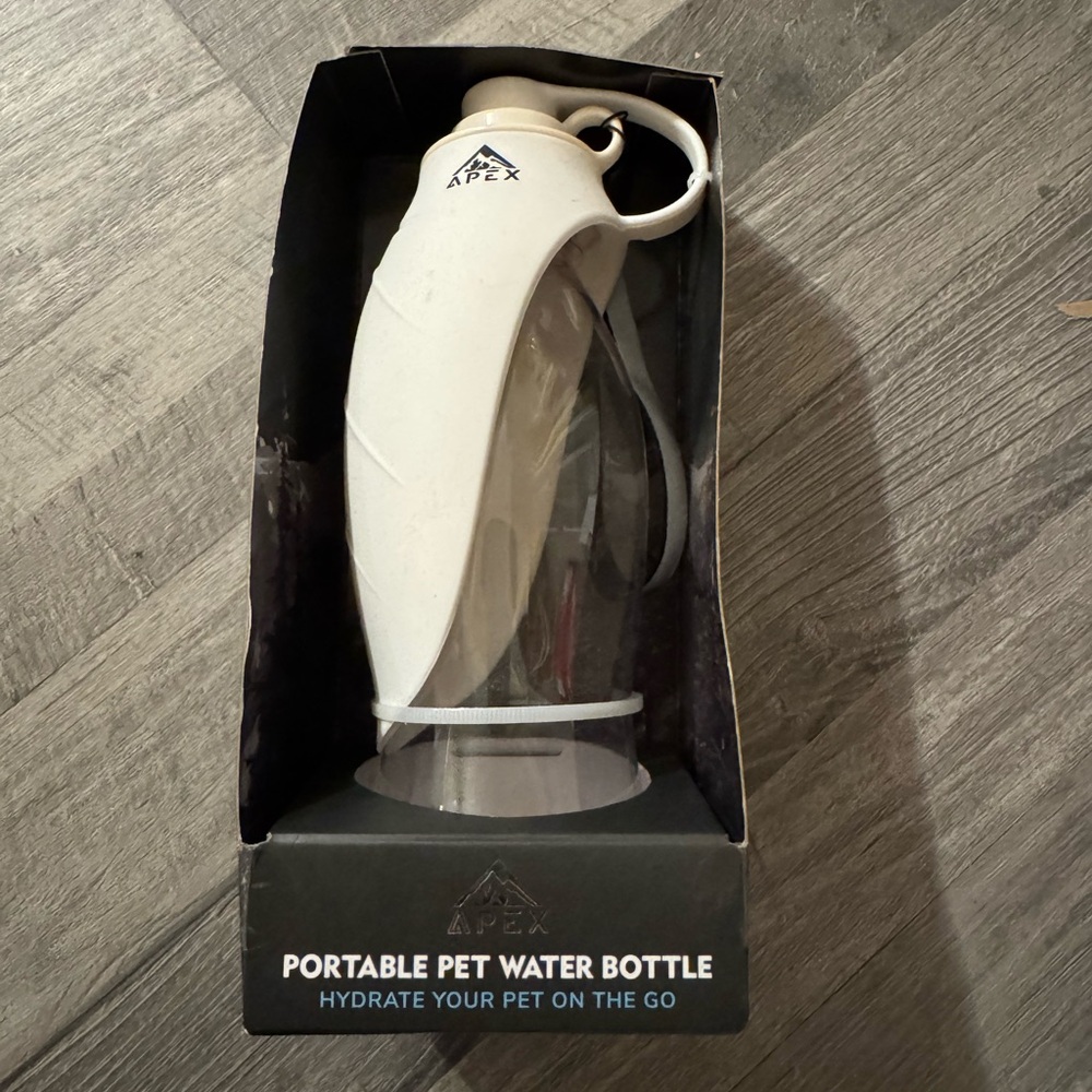 Apex Travel Pet Water Bottle - Cream